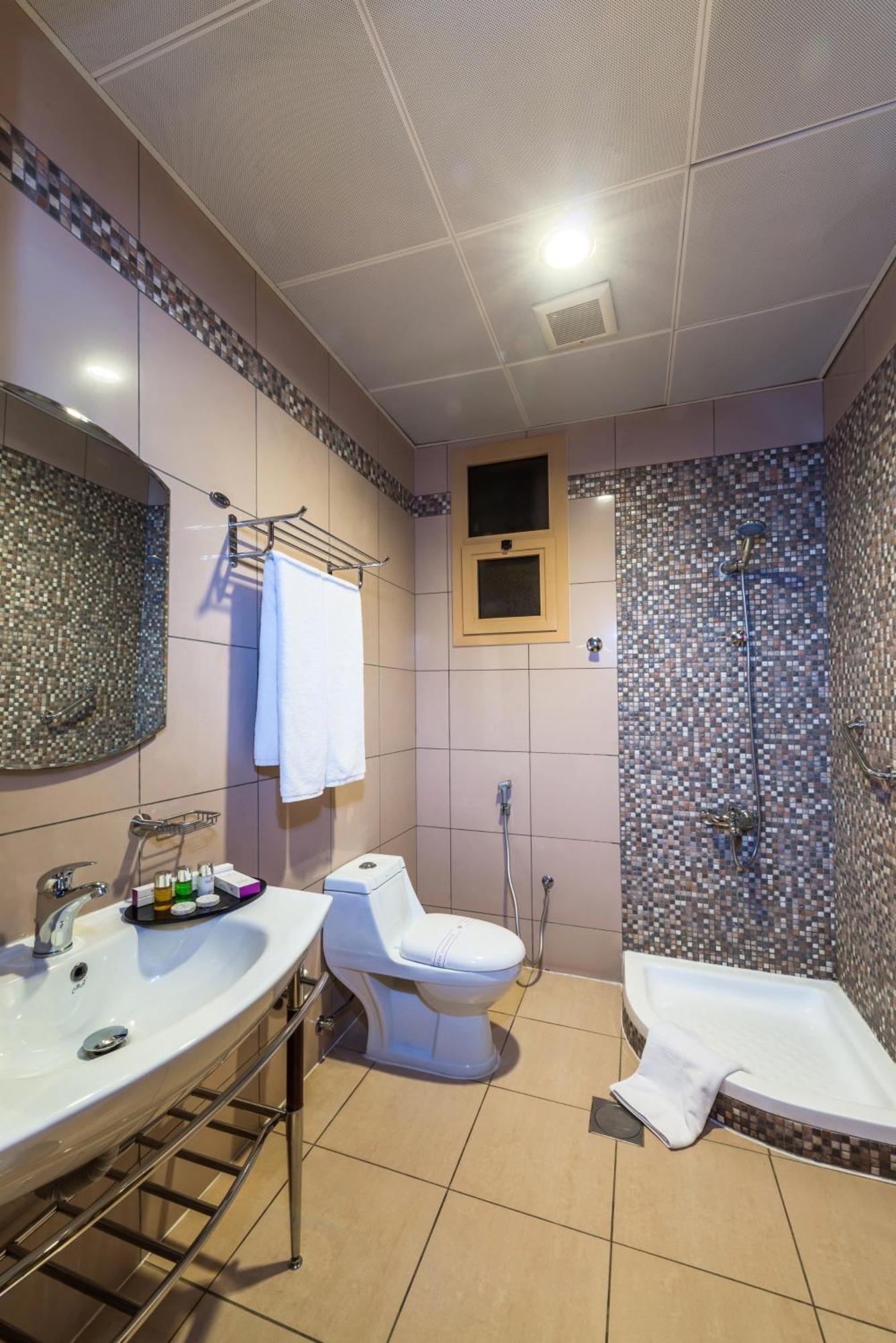 Aparthotel Boudl Al Fakhria Unaizah Esterno foto