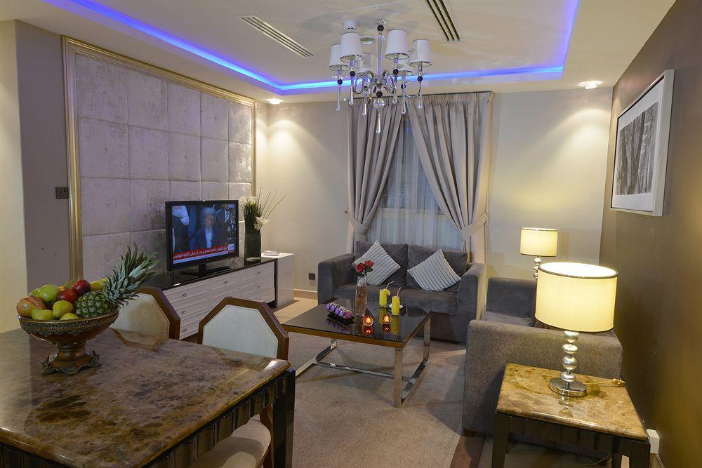 Aparthotel Boudl Al Fakhria Unaizah Esterno foto