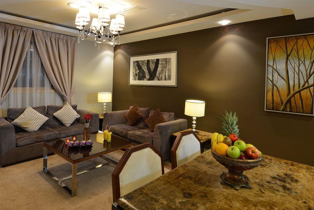Aparthotel Boudl Al Fakhria Unaizah Esterno foto