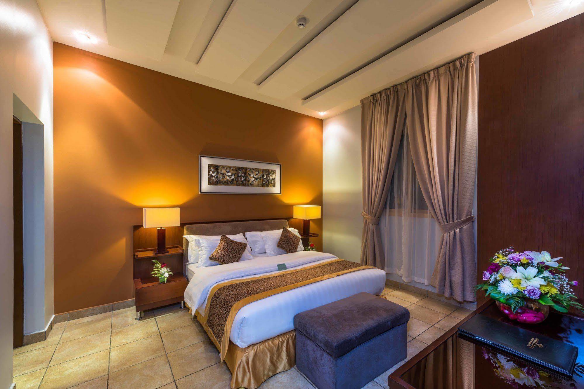 Aparthotel Boudl Al Fakhria Unaizah Esterno foto