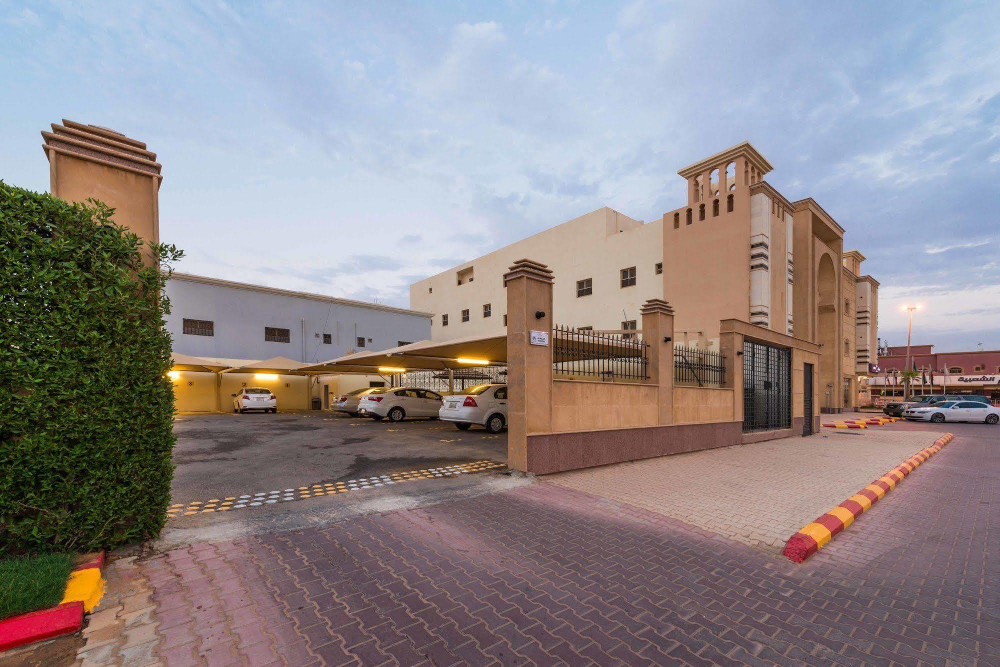 Aparthotel Boudl Al Fakhria Unaizah Esterno foto