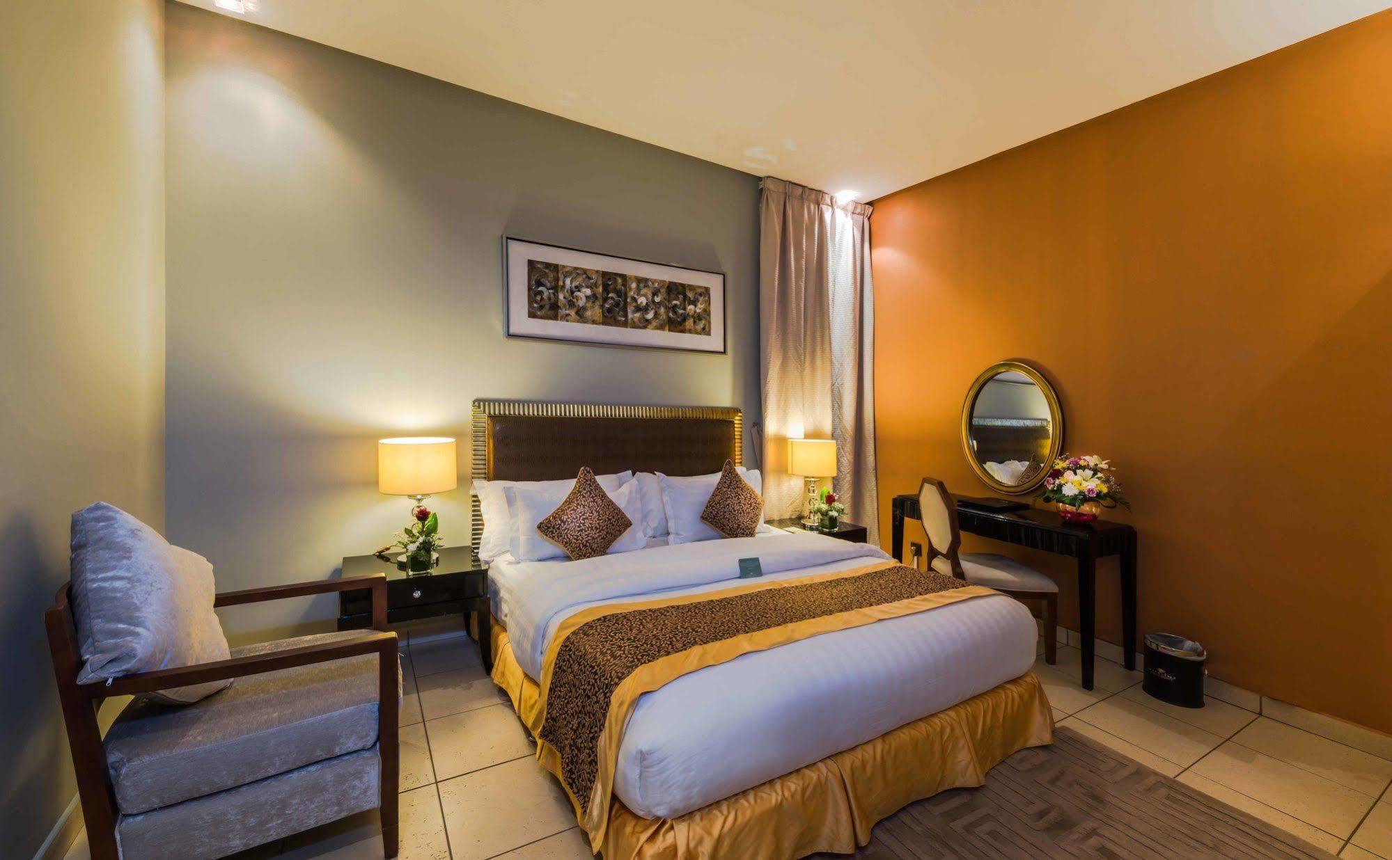 Aparthotel Boudl Al Fakhria Unaizah Esterno foto