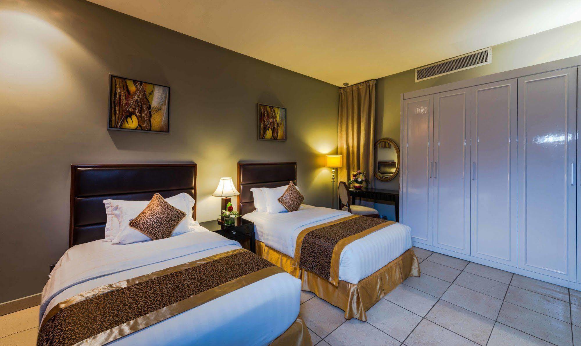 Aparthotel Boudl Al Fakhria Unaizah Esterno foto