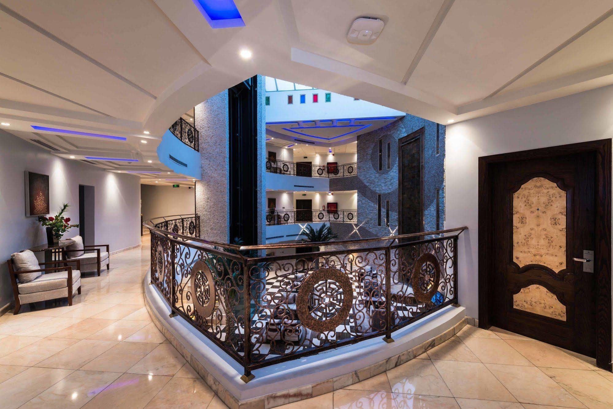 Aparthotel Boudl Al Fakhria Unaizah Esterno foto